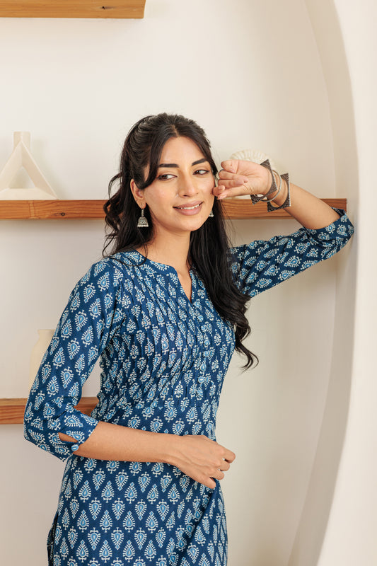 Kadal Neelam Kurti with Plazzo Pants Family