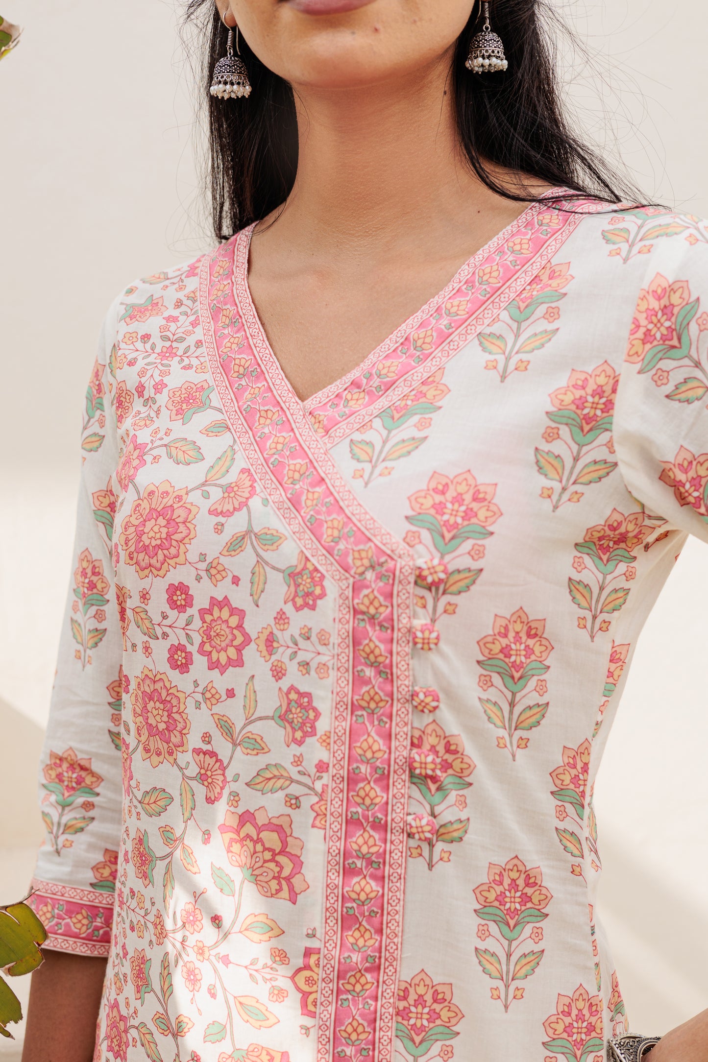 Dvinya Gulabi Angrakha Kurti Set