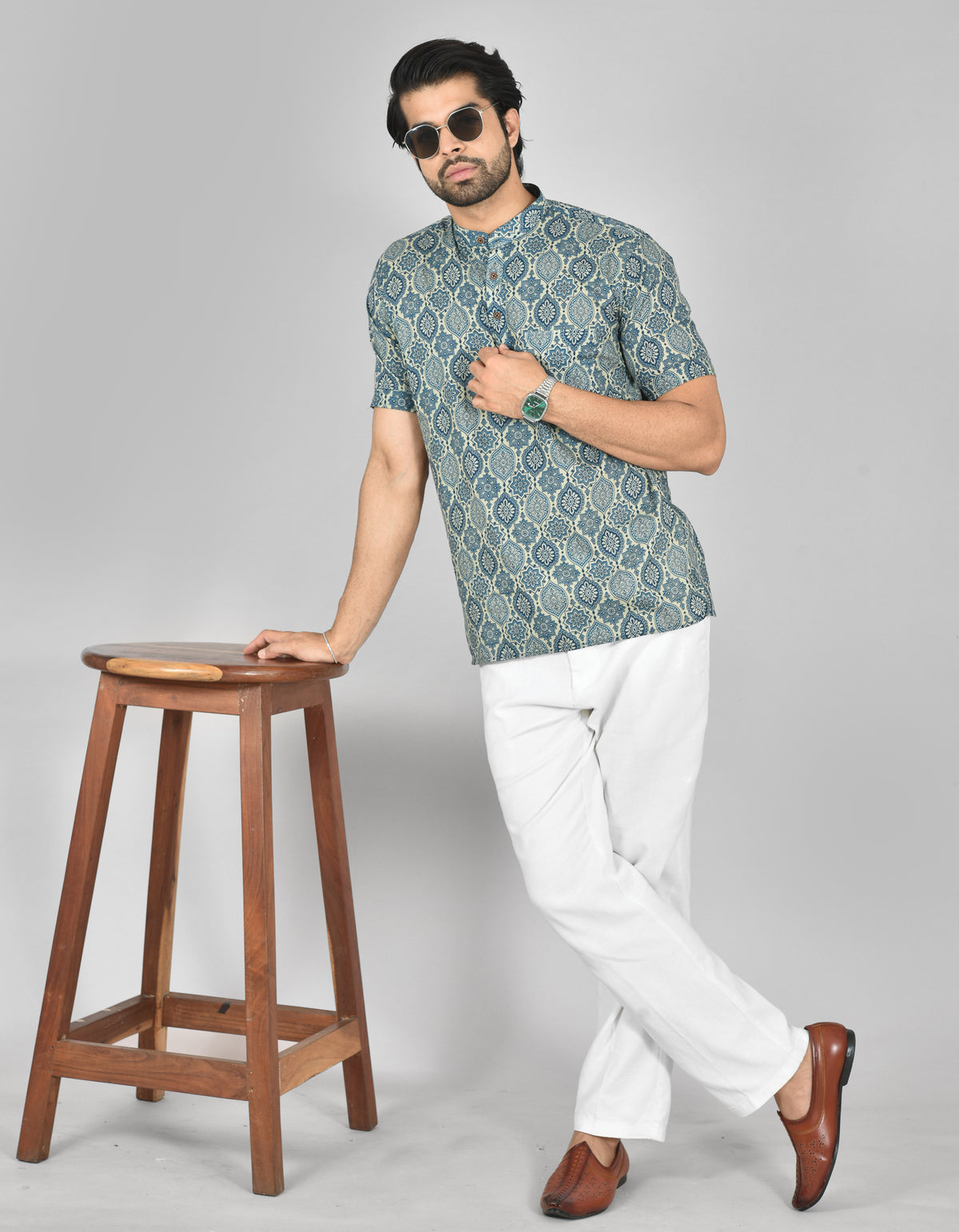Neela Mosaic Short Sleeves Kurta