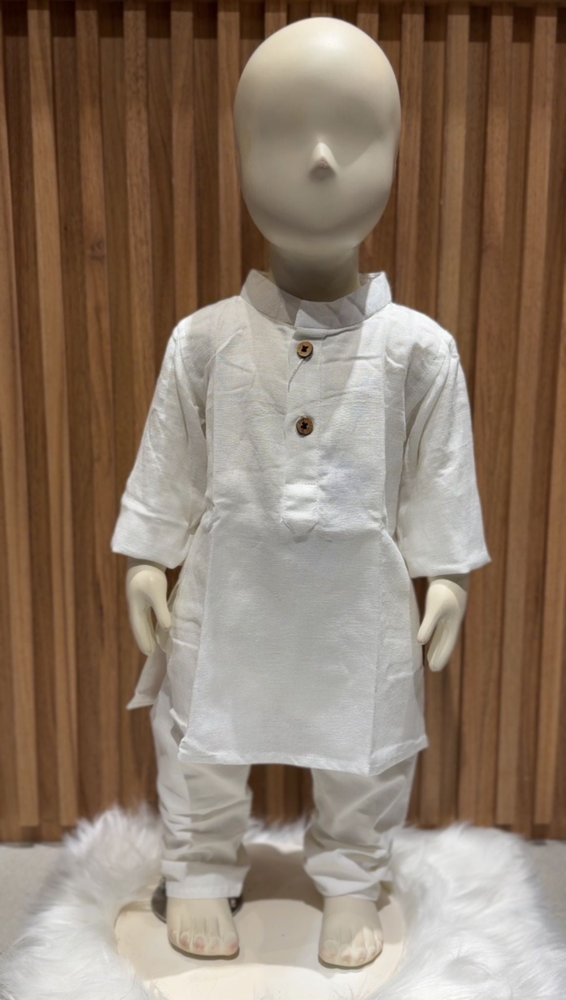 Solid White Short Kurta with Pyjama