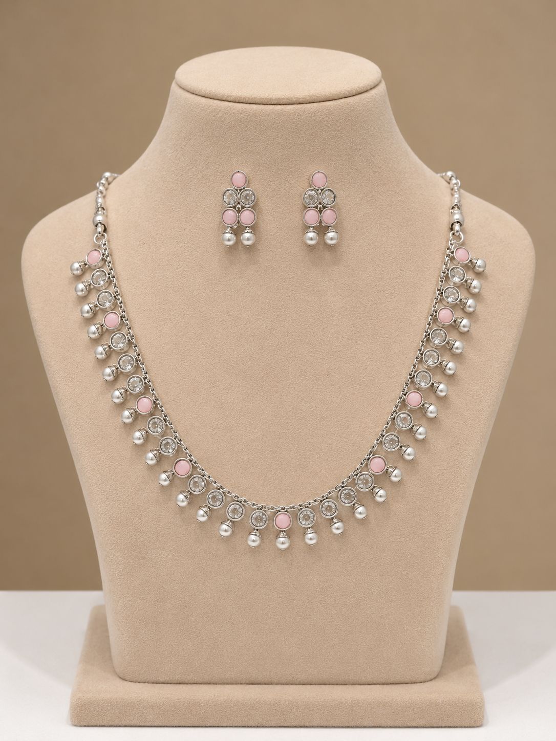 Round Pearl Necklace Silver Plated