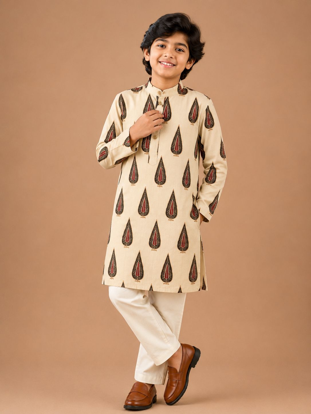 Leaf Motif Kurta Set