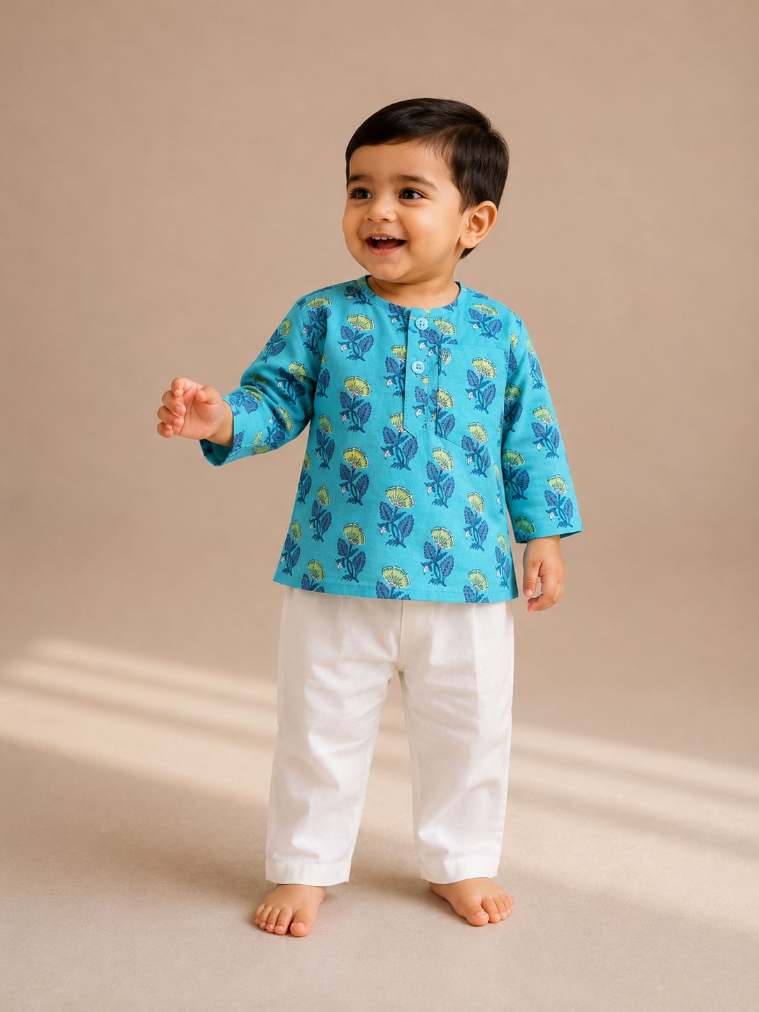 Pushpa Neel Kurta