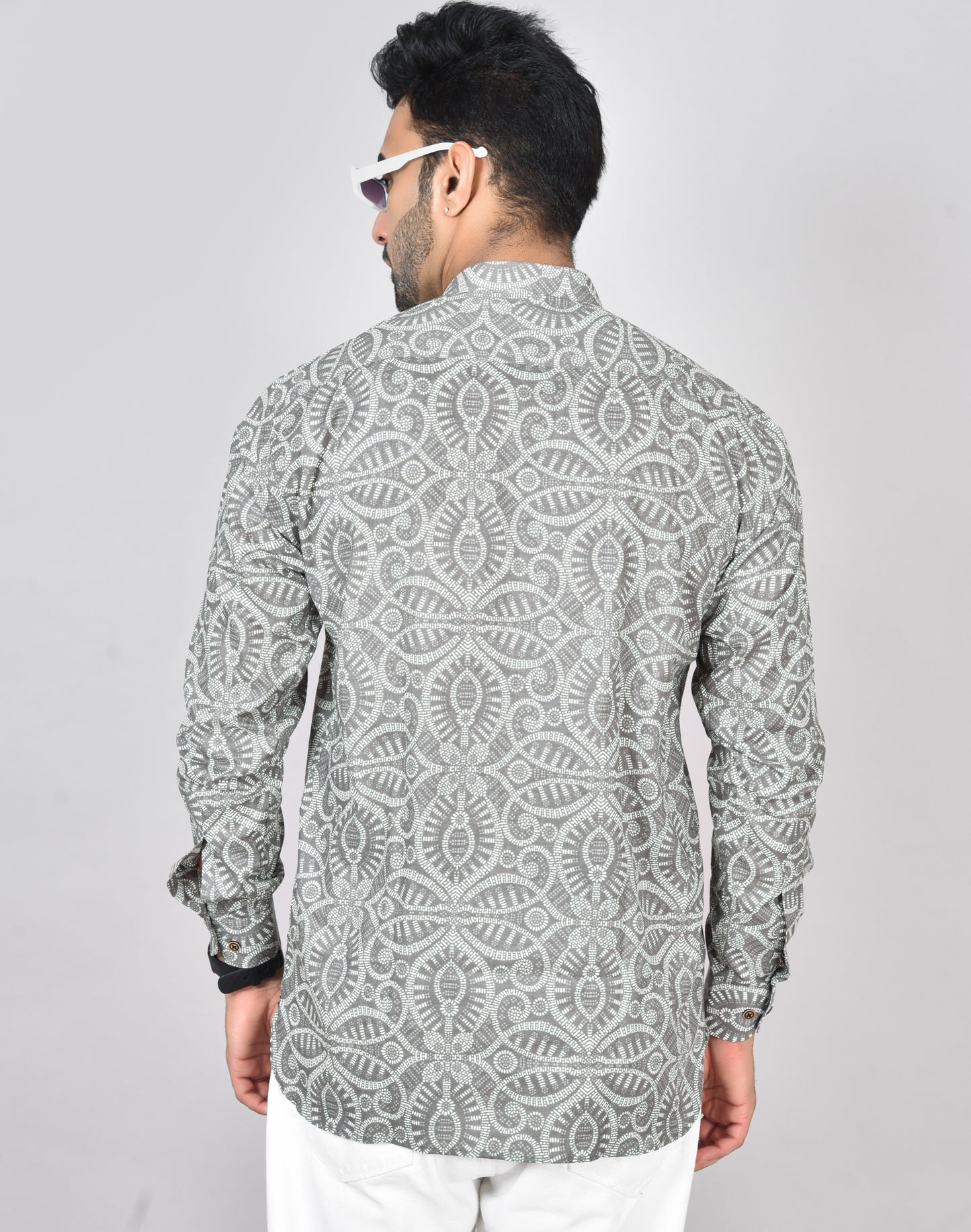 Karu Sutru Long Sleeves Kurta