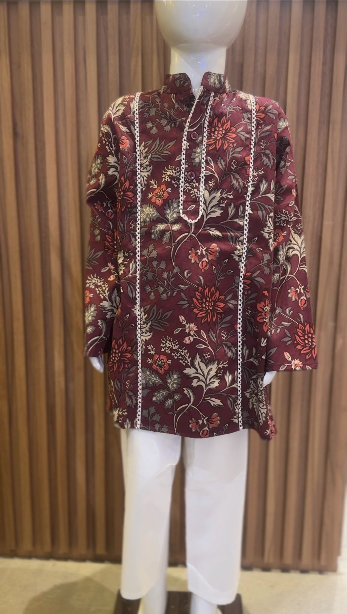 Floral Printed Red Lace Work Kurta and Pyjama