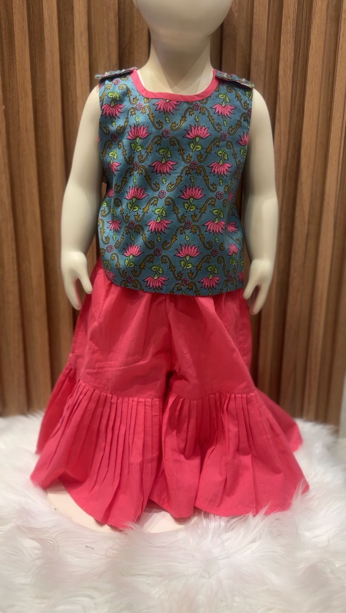 GreenPink & WhitePink Reversible Kurti with Sharara