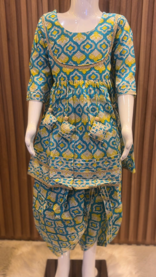 Turquoise Geometric Print Kurti with Tulip Pant
