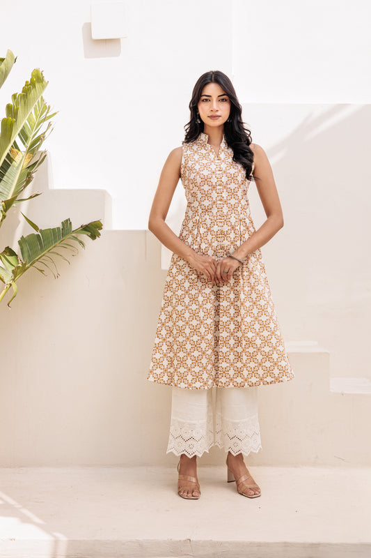 Anaya-Sandstone with Hakoba Pants