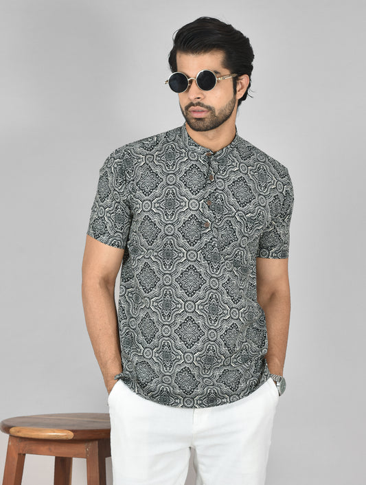Noir Paisley Short Sleeves Kurta