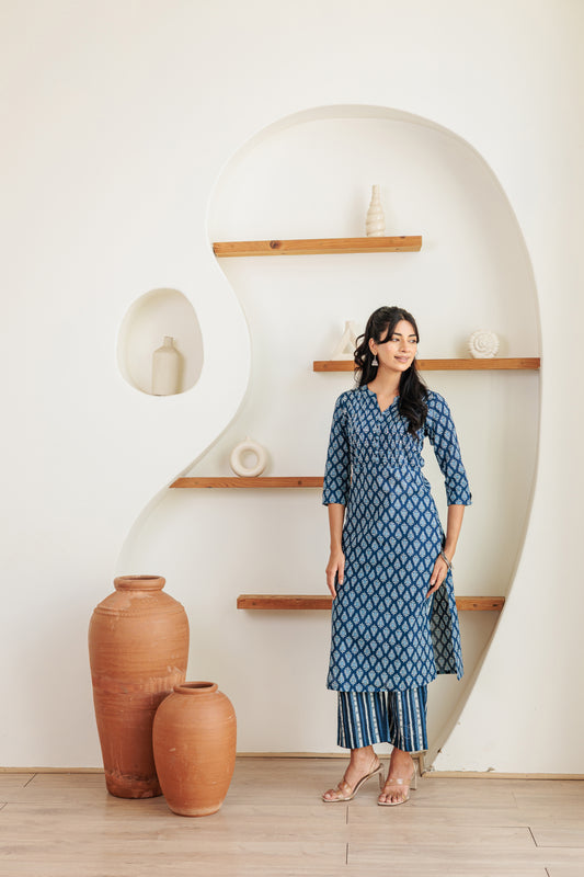 Kadal Neelam Kurti with Plazzo Pants Family