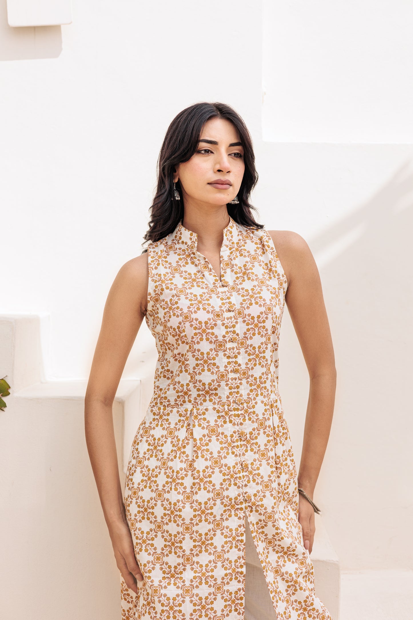 Anaya-Sandstone with Hakoba Pants