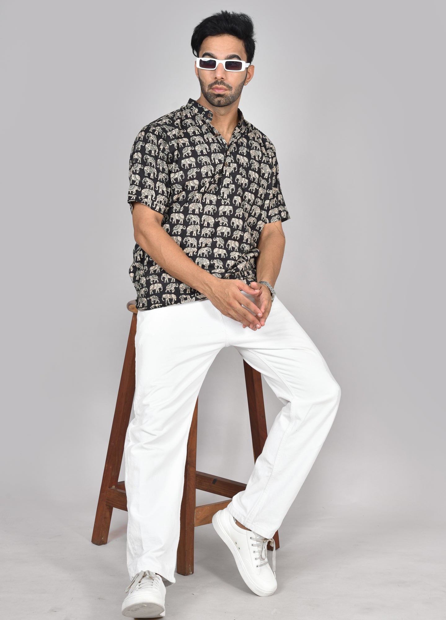 Black Kumki Short Sleeves Kurta