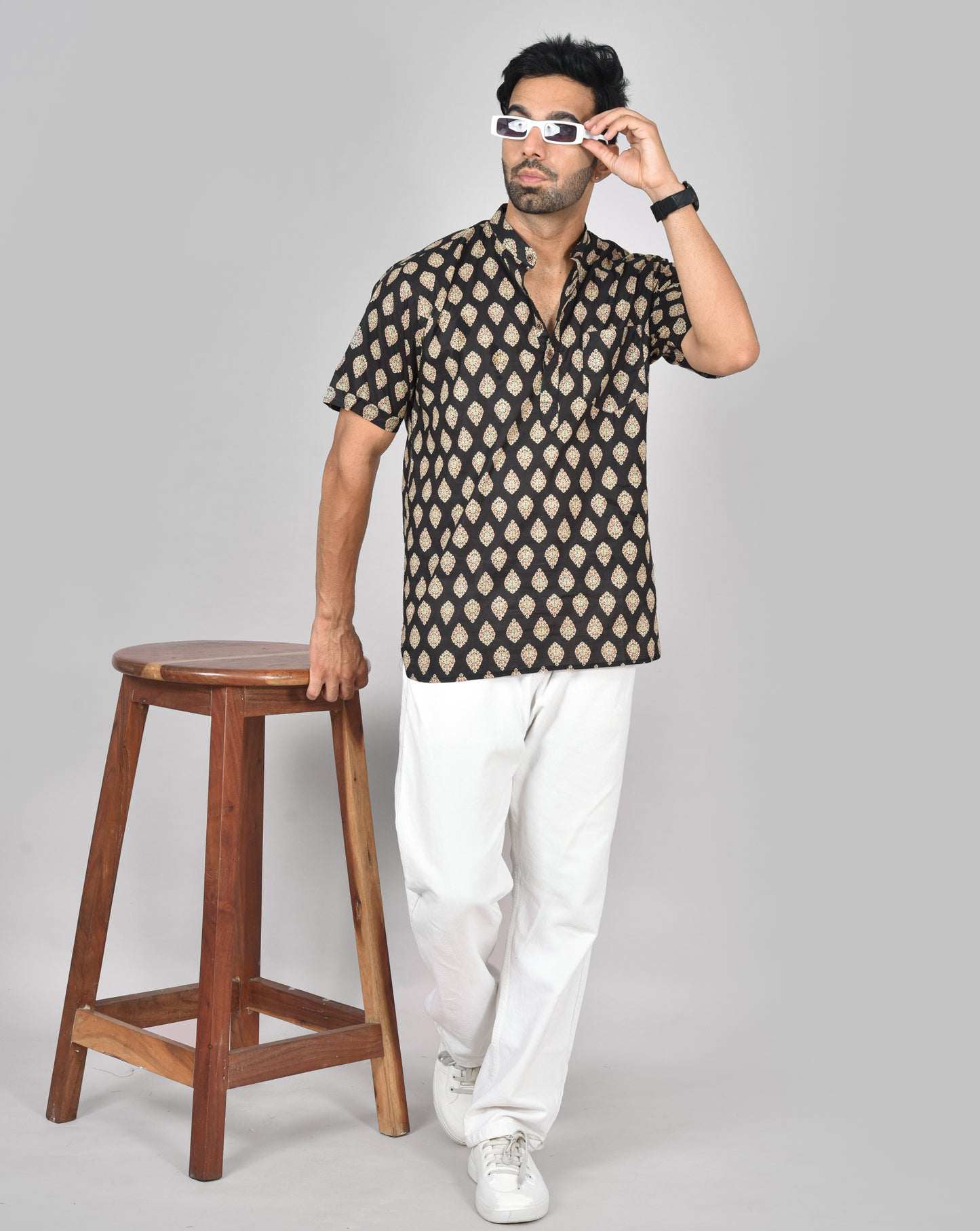 Black Friday Short Sleeves Kurta