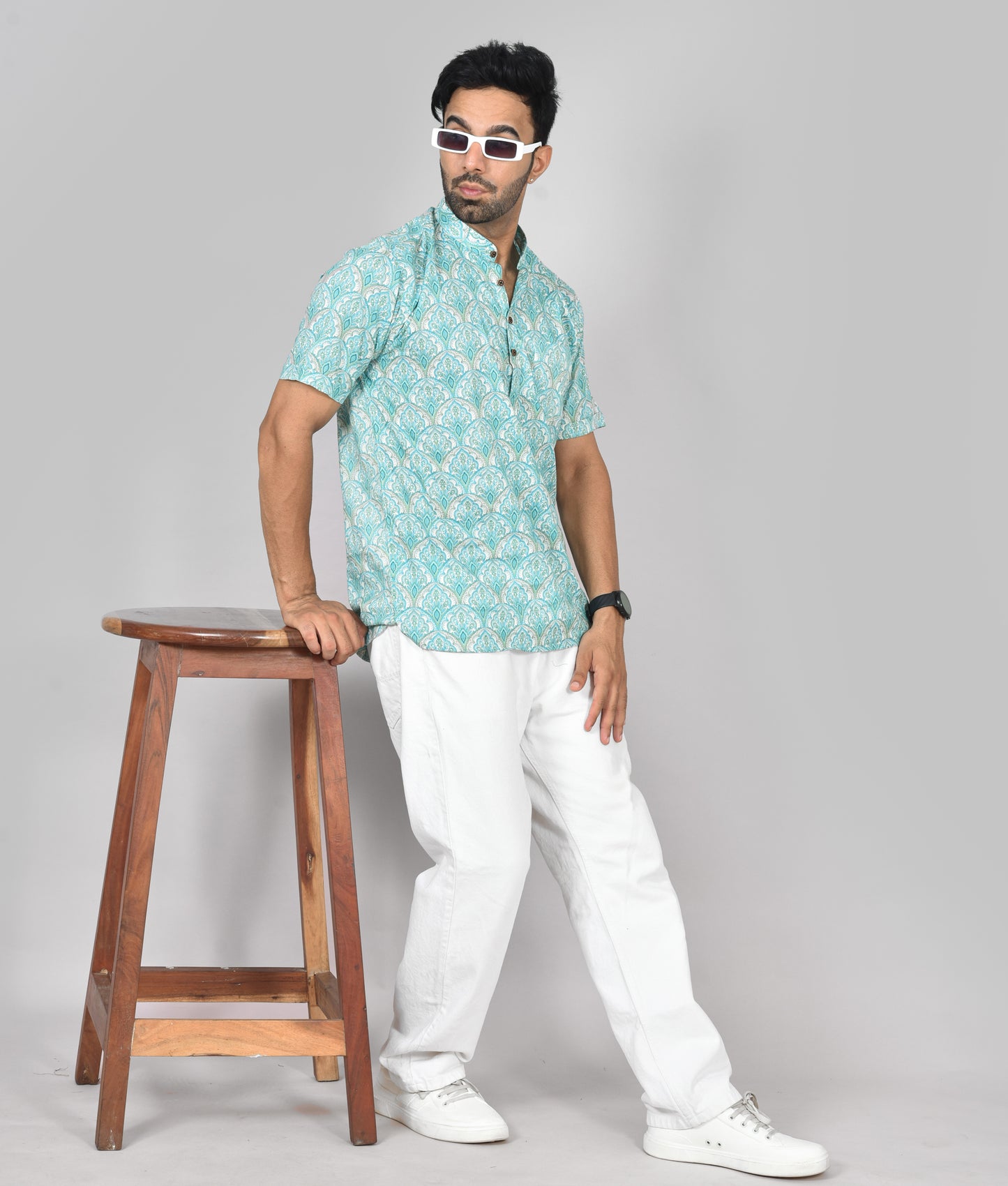 Peacock Palace Short Sleeves Kurta