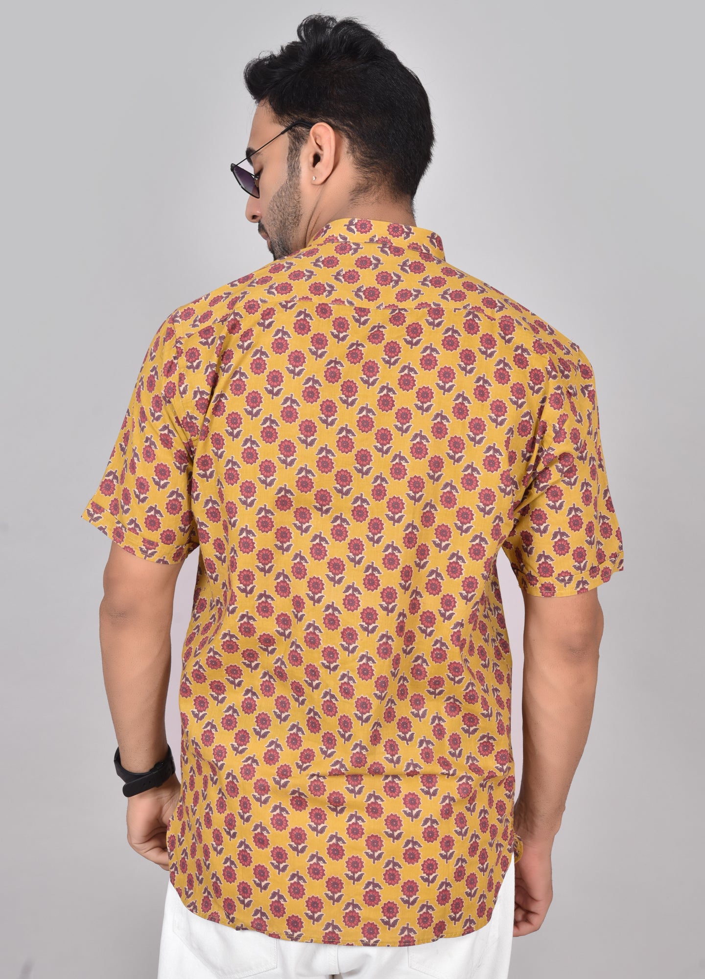 Suriya Gandhi Short Sleeves Kurta