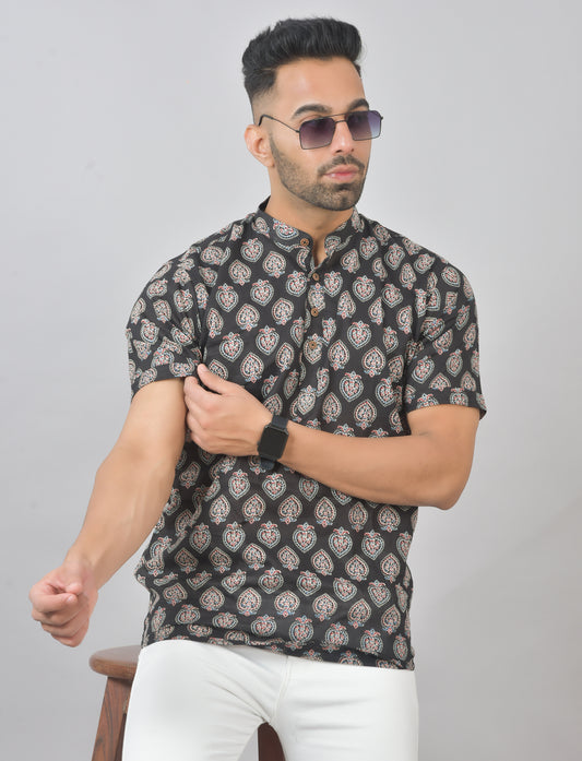 Karapu Vethalai Short Sleeves Kurta