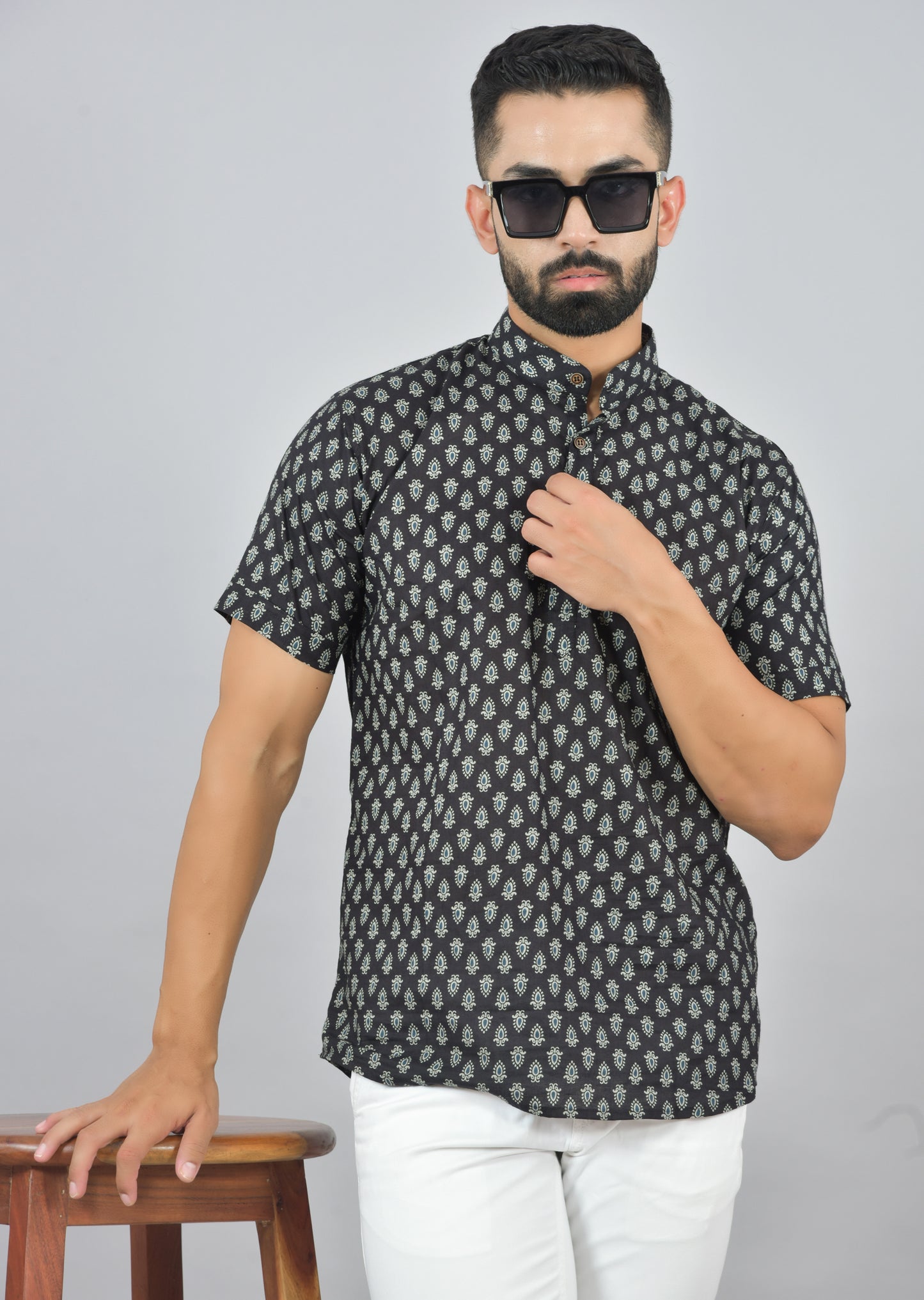 Black Teardrop Chic Short Sleeve Kurta