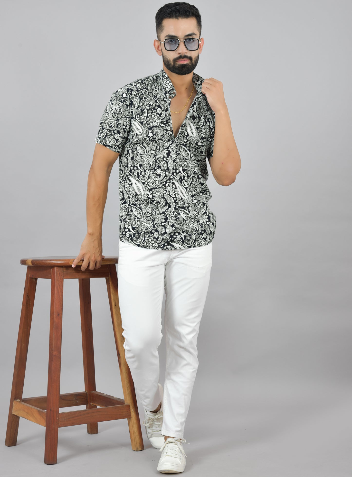 Black & White Floral Short Sleeve Kurta