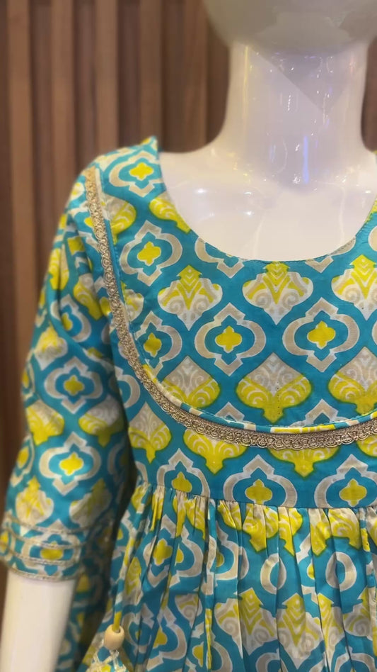 Turquoise Geometric Print Kurti with Tulip Pant